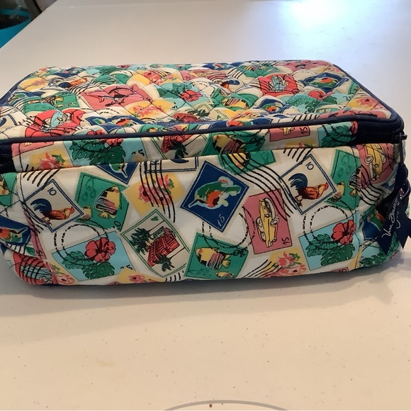 MINT VERA BRADLEY TRAVEL TOILETRY/COSMETIC BAG - Picture 8 of 8
